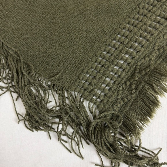 Minette Olive Green Knit Hooded Poncho Fringe O/S One Size Oversized NWT - Picture 11 of 11